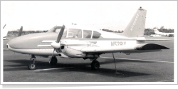 Air Speed Piper PA-23-250 Aztec N5281Y