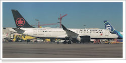 Air Canada Airbus A-220-371 C-GJXE