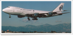 Air New Zealand Boeing B.747-219B ZK-NZZ