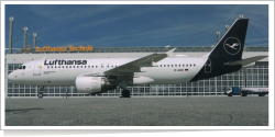 Lufthansa Airbus A-320-214 D-AIZC