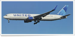 United Airlines Boeing B.767-322 [ER] N648UA