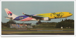 Malaysia Airlines Airbus A-330-323E 9M-MTI