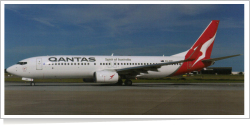 Qantas Boeing B.737-838 VH-VZF