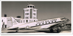 Delta Air Lines Douglas DC-3-454 (C-49J-DO) NC33347
