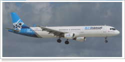 Air Transat Airbus A-321-211 C-GEZO