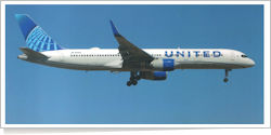 United Airlines Boeing B.757-224 N17104