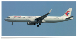 China Eastern Airlines Airbus A-321-231 B-8172