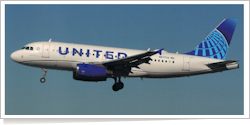 United Airlines Airbus A-319-132 N877UA