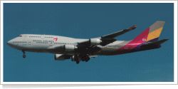 Asiana Airlines Boeing B.747-48E [M] HL7421