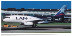 LAN Airlines Airbus A-319-132 D-AVWN