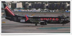 United Airlines Boeing B.737-824 N36272