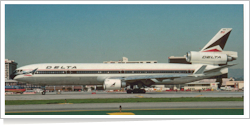 Delta Air Lines McDonnell Douglas MD-11P N892DL