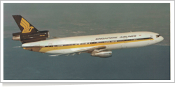 Singapore Airlines McDonnell Douglas DC10-30 9V-SDA