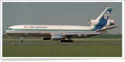 Air New Zealand McDonnell Douglas DC-10-30 ZK-NZR