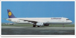 Lufthansa Airbus A-321-131 D-AIRB