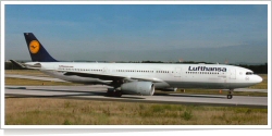 Lufthansa Airbus A-330-343 D-AIKC