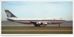 Air New Zealand Boeing B.747-219B ZK-NZV