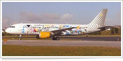 Vueling Airlines Airbus A-320-214 EC-KDG