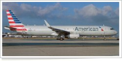 American Airlines Airbus A-321-231 N122NN