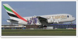 Emirates Airbus A-380-861 A6-EOT