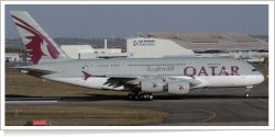 Qatar Airways Airbus A-380-861 A7-APC