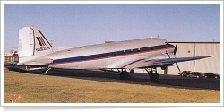 Corporate Express Douglas DC-3C N683LC