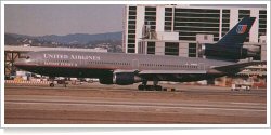 United Airlines McDonnell Douglas DC-10-10 N1842U