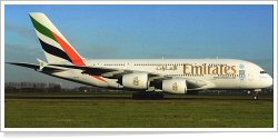 Emirates Airbus A-380-861 A6-EEW