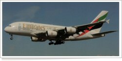 Emirates Airbus A-380-861 A6-EEA
