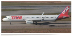 TAM Airlines Airbus A-321-231 PT-MXM