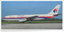 Malaysia Airlines Airbus A-300B4-203 9M-MHB