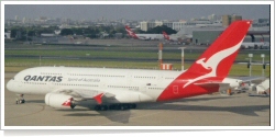 Qantas Airbus A-380-842 VH-OQD