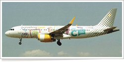 Vueling Airlines Airbus A-320-232 EC-LZM