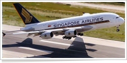Singapore Airlines Airbus A-380-841 9V-SKA
