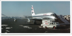 Northeast Airlines Convair CV-880-22-1 N8495H
